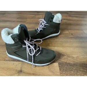 Z by Zella womens dark green/brown‎ lace winter faux fur lined snow boot sz 9.5